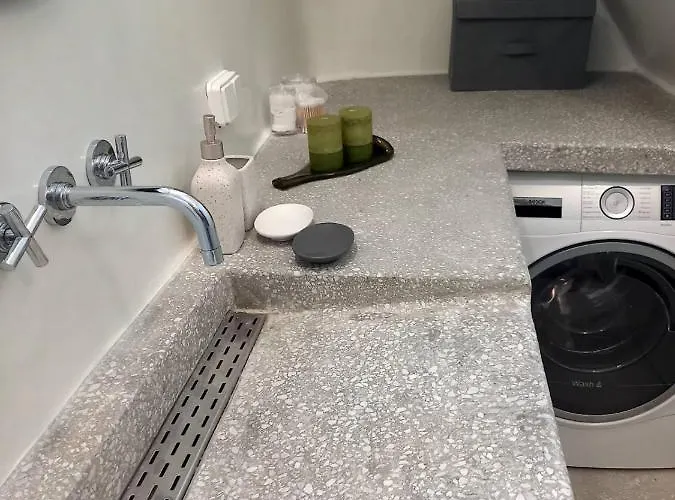 Tristrato Parikia (Paros)