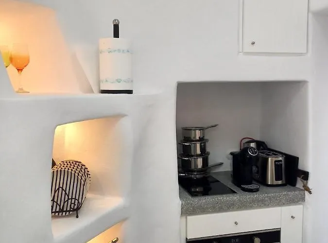 Tristrato Parikia (Paros)